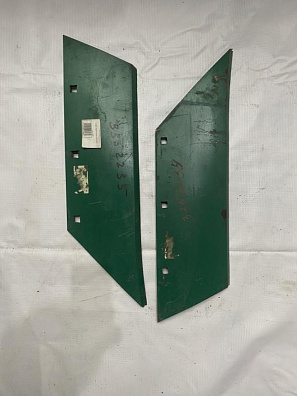 3352235, 3352234 Лемех левый, правый на Плуги 